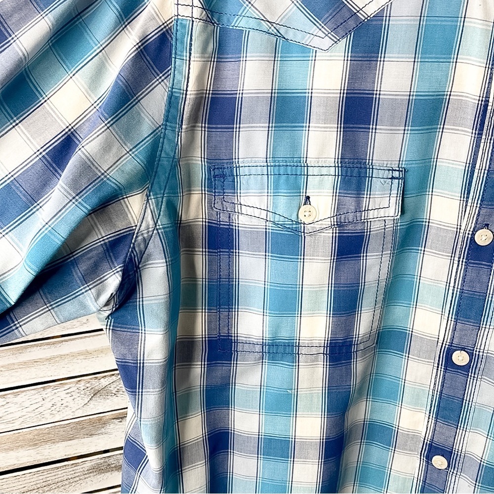 URBAN PIPELINE | Men’s Blue Plaid Button Down Long Sleeve Shirt - Picture 4 of 6